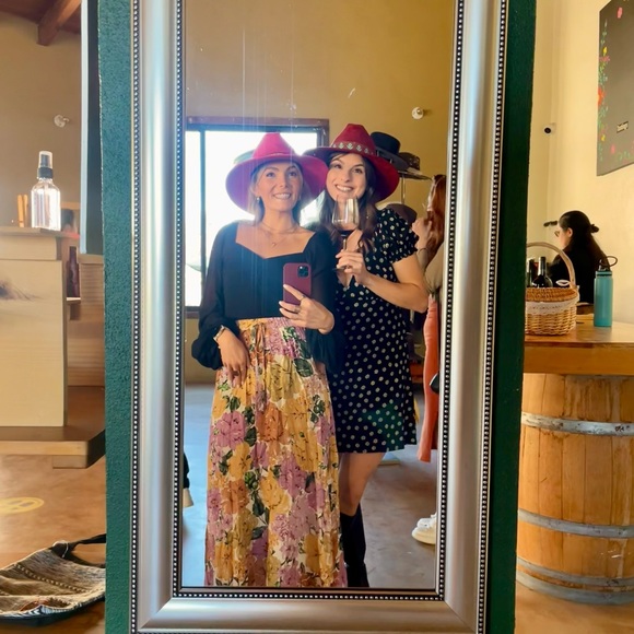 Meet your Posher, Callie - Picture 2 of 3